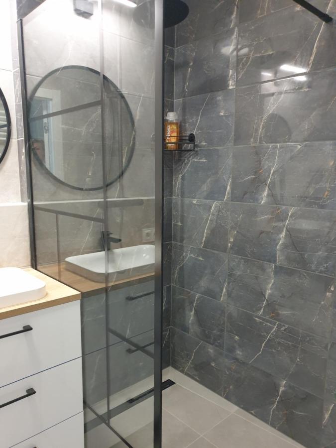 פוזנן Totu Today-Stara Cegielnia Apartamenty, Faktura Vat, Self Check-In מראה חיצוני תמונה